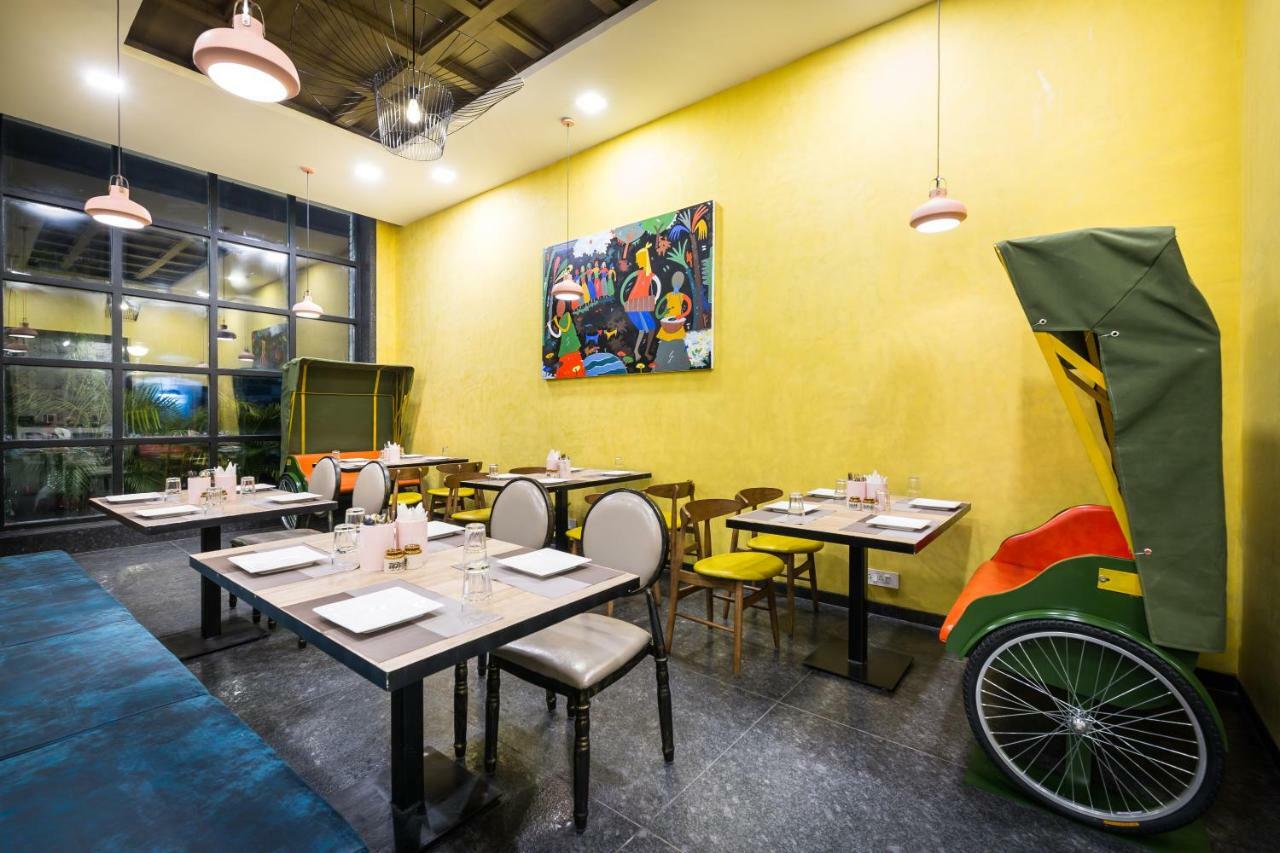 Hotel Asansol International Екстер'єр фото