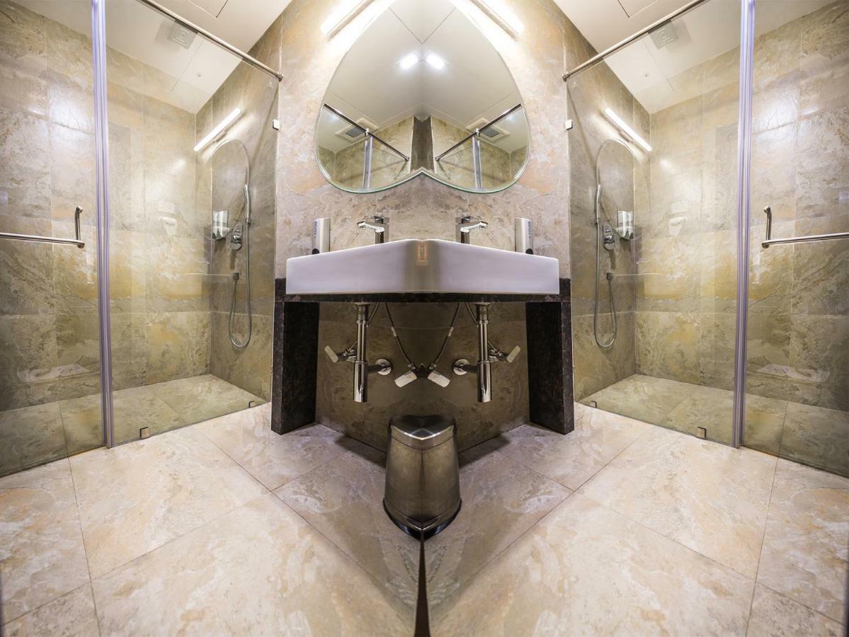 Hotel Asansol International Екстер'єр фото